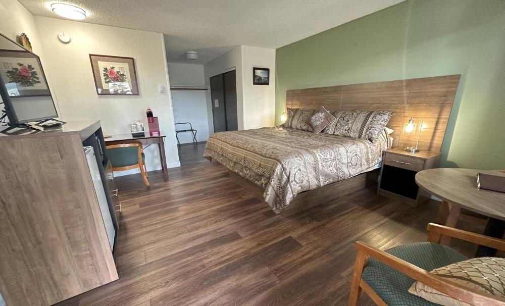 King Room interior